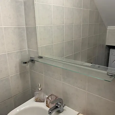 Raya Garden Apartment Siviri