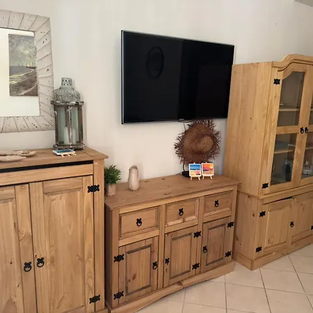Raya Garden Apartment Siviri