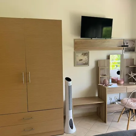 Raya Garden * Siviri