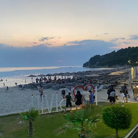 Raya Garden Apartament *