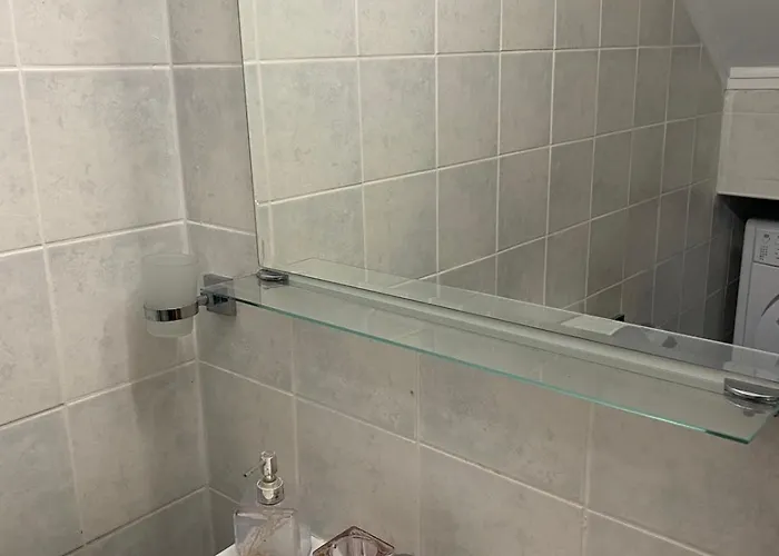 Raya Garden Apartament Siviri