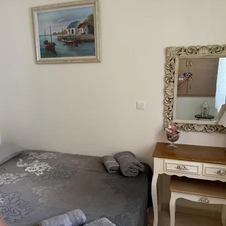 Lägenhet Raya Garden Siviri