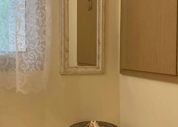 Raya Garden Apartment Siviri
