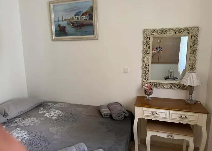 Apartment Raya Garden Siviri